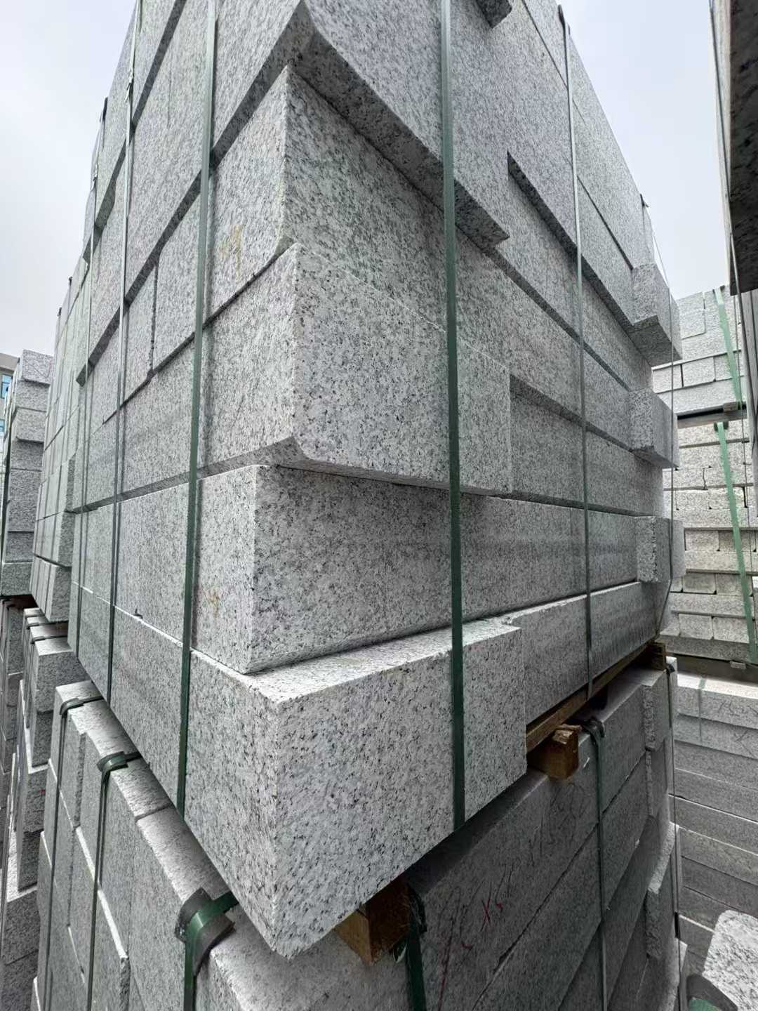 抚州芝麻白路牙石 马路牙子